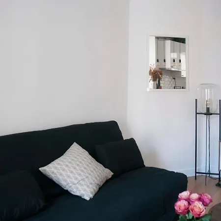 Nice Studio For Two People In The Heart Of Paris *