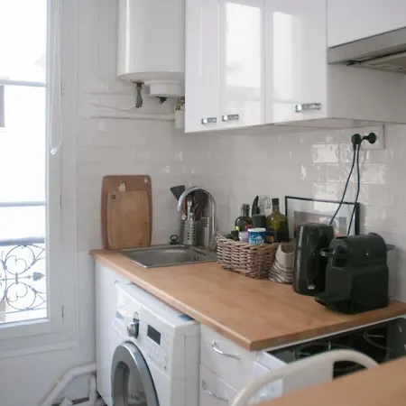 Nice Studio For Two People In The Heart Of Paris * Paris